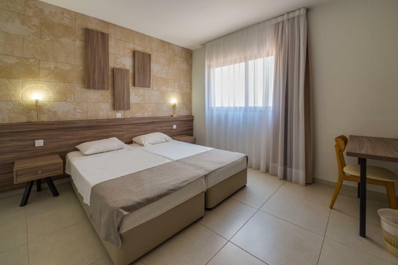 Electra Holiday Village Water Park Resort Aya Napa Dış mekan fotoğraf